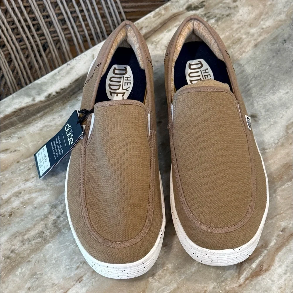 NWT Men HEY DUDE Sunapee Sport mesh canvas slip on tan sneakers- Size 14